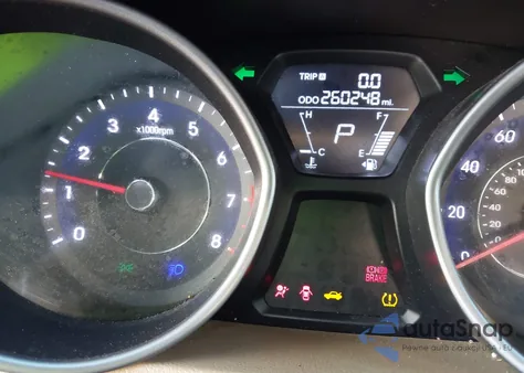 2013 Hyundai Elantra Gls from USA, damaged, VIN 5NPDH4AE2DH261943